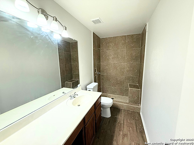 Listing photo id 9 for 600 Bella Vista Circle