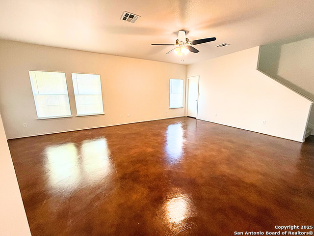 Listing photo id 4 for 600 Bella Vista Circle