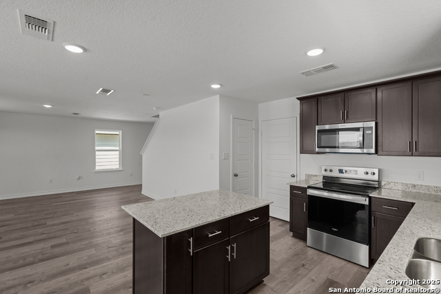 Image 12 of 32 For 4029 Lily Glade Ln