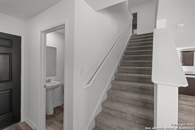 Image 16 of 32 For 4029 Lily Glade Ln