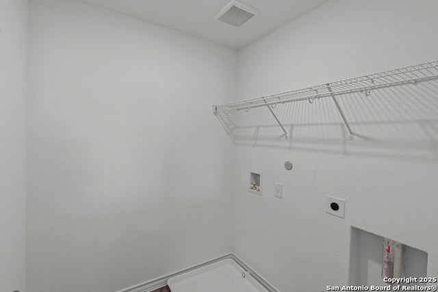 Image 18 of 32 For 4029 Lily Glade Ln