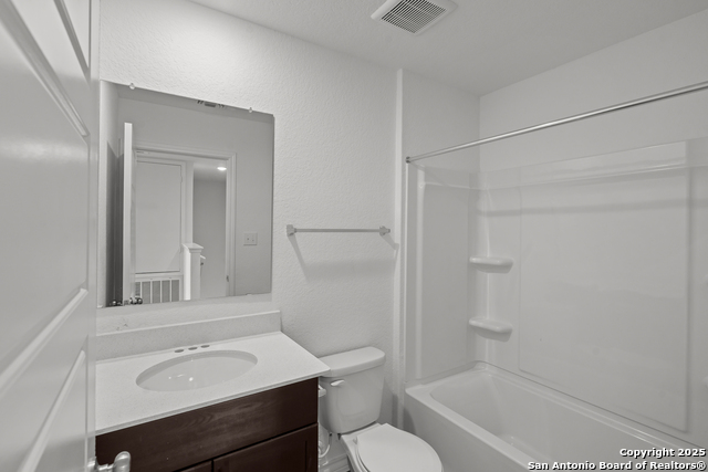 Image 21 of 32 For 4029 Lily Glade Ln