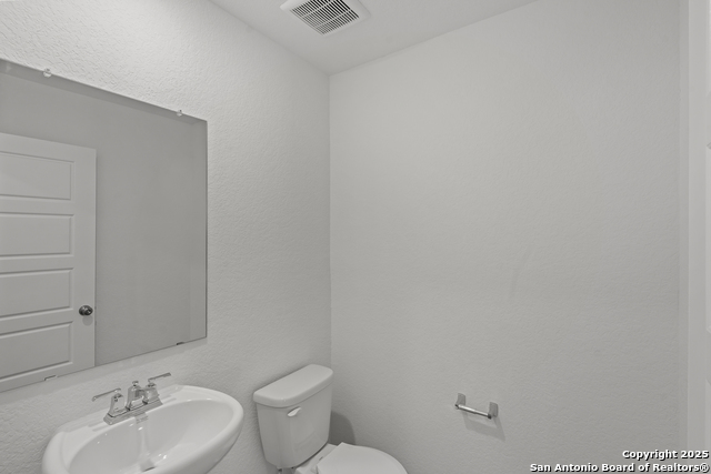 Image 3 of 32 For 316 Lazyglade Ln