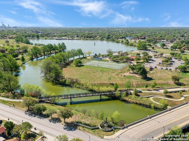 Image 40 of 48 For 1947 French Pl W