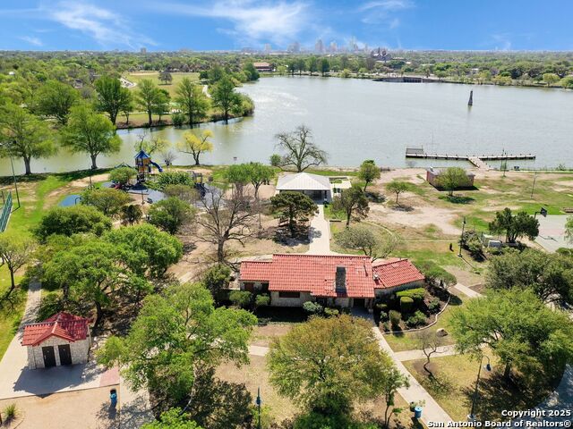 Image 46 of 48 For 1947 French Pl W