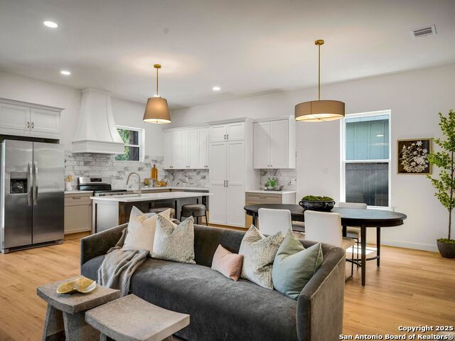 Image 7 of 48 For 1947 French Pl W