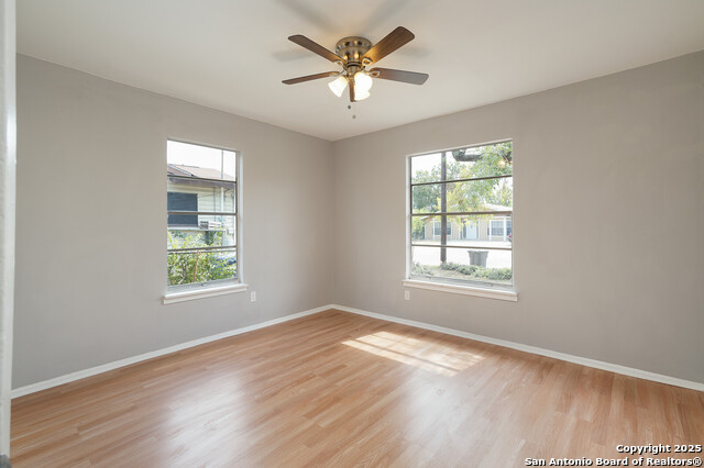 Image 11 of 16 For 435 Bedford W