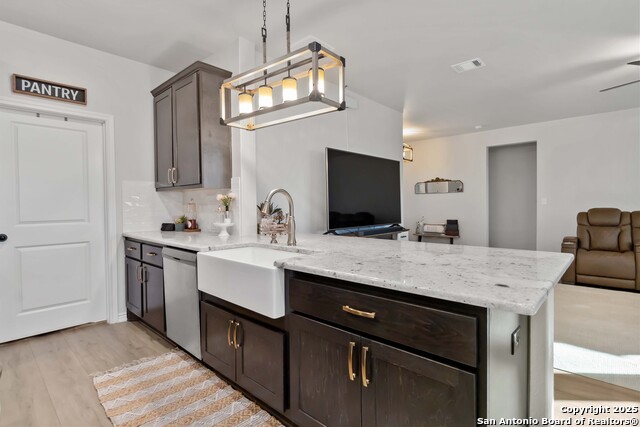 Listing photo id 11 for 3137 County Road 5710