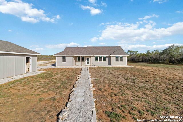 Listing photo id 0 for 3137 County Road 5710
