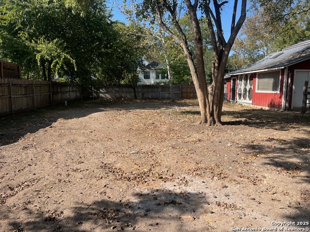 Image 4 of 12 For 402 Herff Street