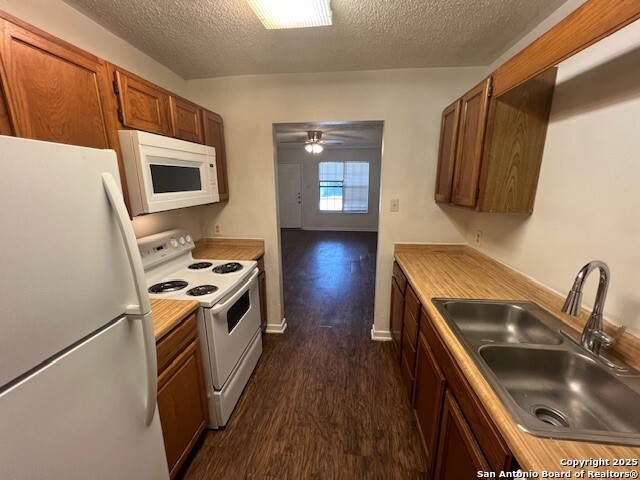 Image 5 of 9 For 202 Ash Dr 103