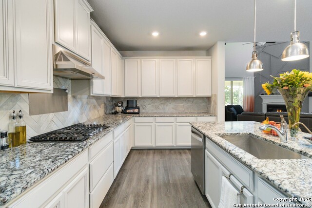 Image 16 of 48 For 2210 Castello