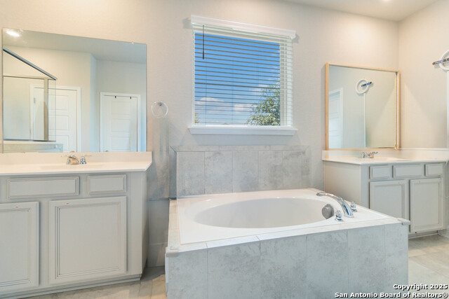 Image 21 of 48 For 2210 Castello