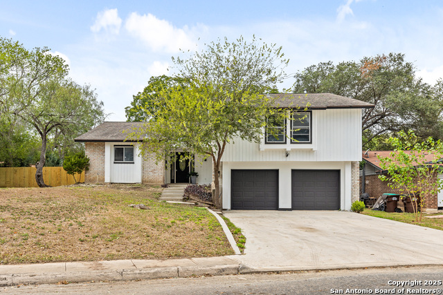 Image 2 of 30 For 9643 Chelmsford