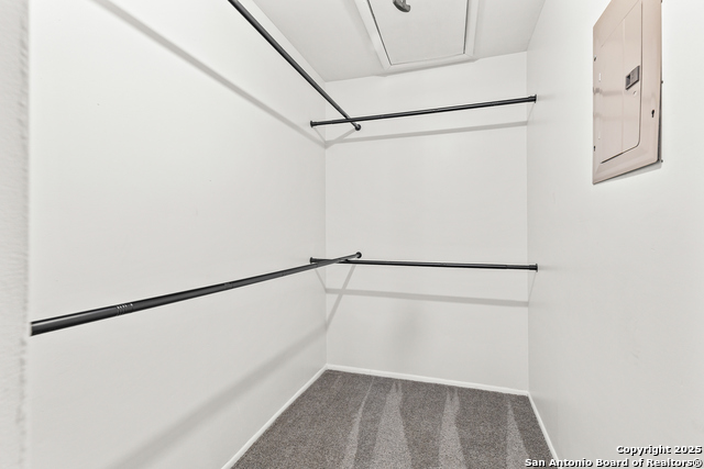 Image 20 of 30 For 9643 Chelmsford