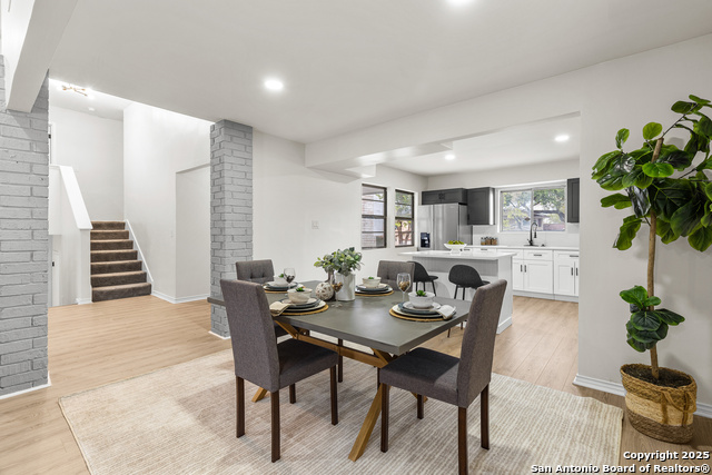 Image 7 of 30 For 9643 Chelmsford