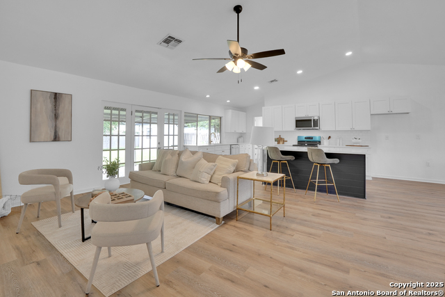 Image 3 of 27 For 5206 Las Campanas