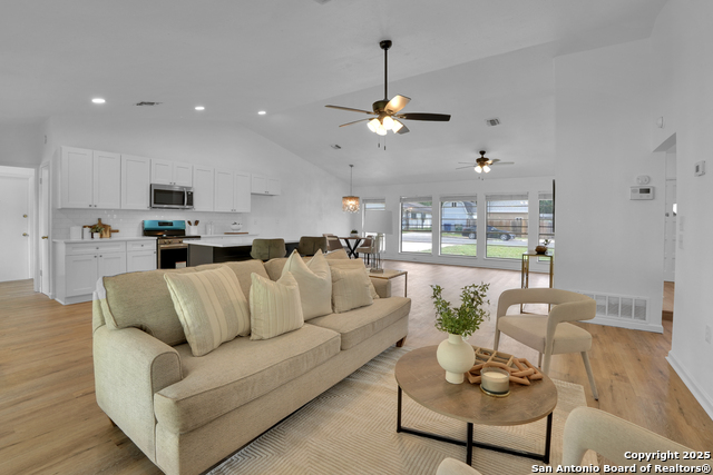 Image 9 of 27 For 5206 Las Campanas