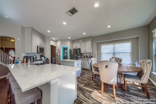 Image 11 of 25 For 9622 Wolf Pt