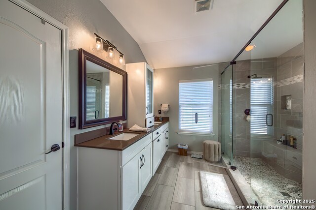 Image 16 of 25 For 9622 Wolf Pt