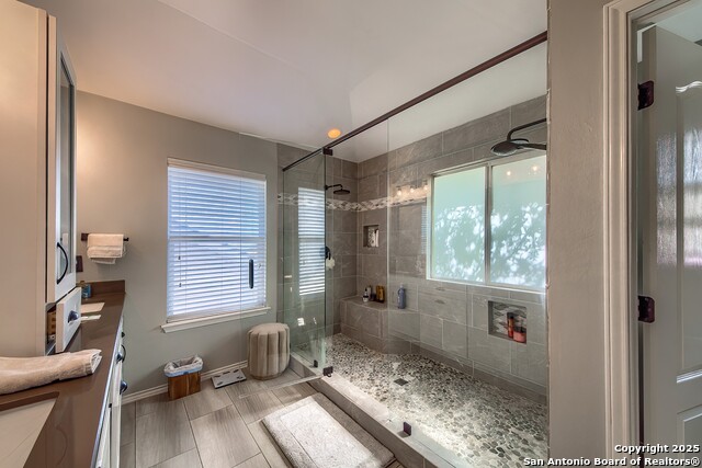 Image 17 of 25 For 9622 Wolf Pt