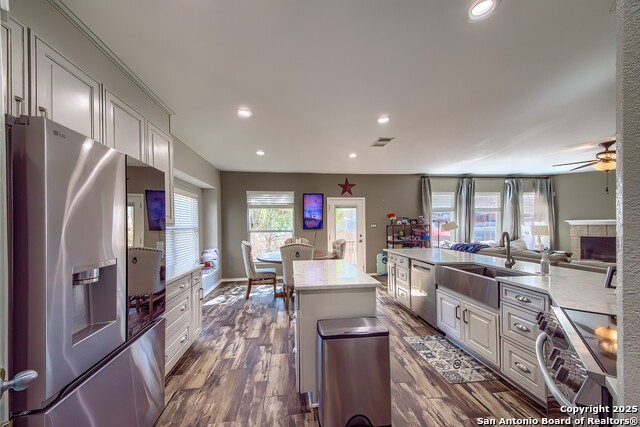 Image 4 of 25 For 9622 Wolf Pt