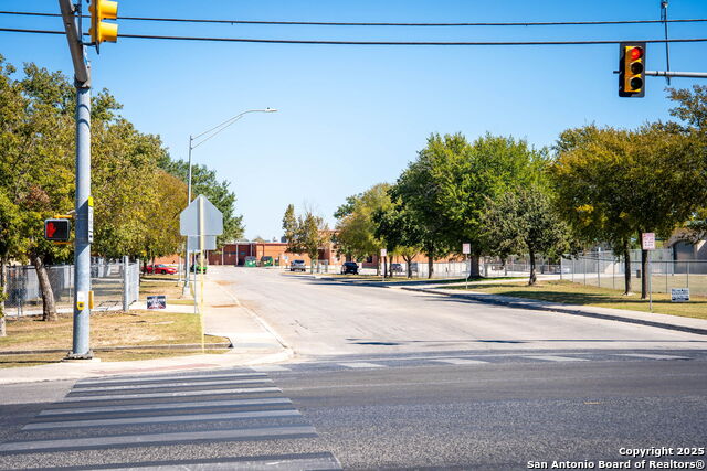 Image 13 of 21 For 14985 Judson