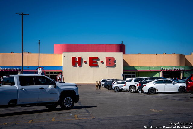 Image 16 of 21 For 14985 Judson