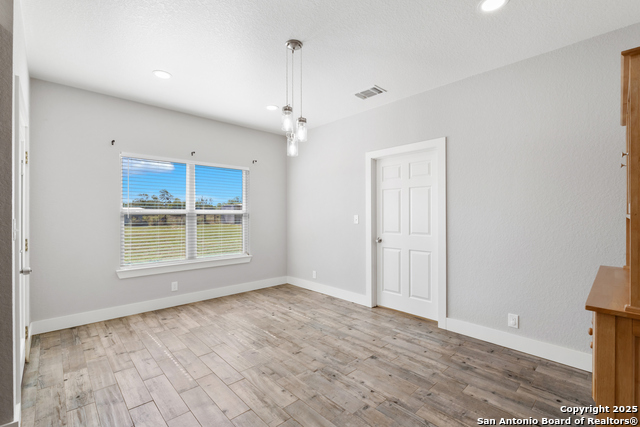 Image 14 of 31 For 10366 Stuart Rd