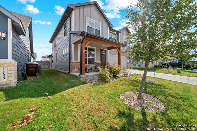 Listing photo id 0 for 11636 Folsom Pass