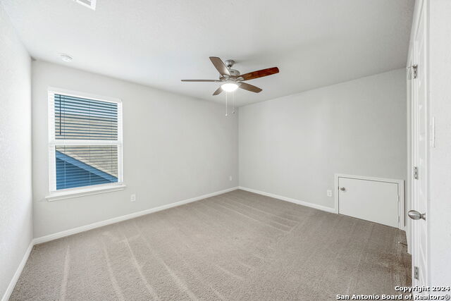 Listing photo id 21 for 11636 Folsom Pass