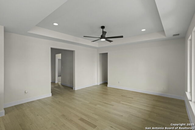 Image 10 of 30 For 1901 N Chateau Lane