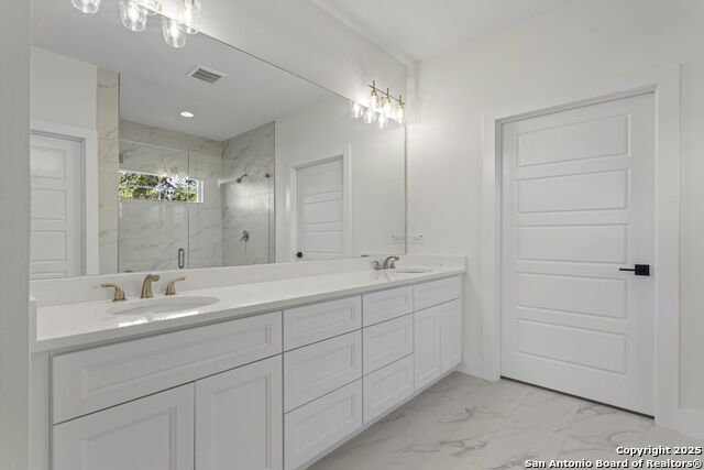 Image 20 of 30 For 1901 N Chateau Lane