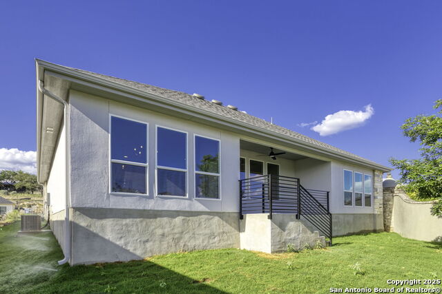 Image 26 of 30 For 1901 N Chateau Lane