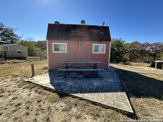 Image 7 of 36 For 664 River Bend Road