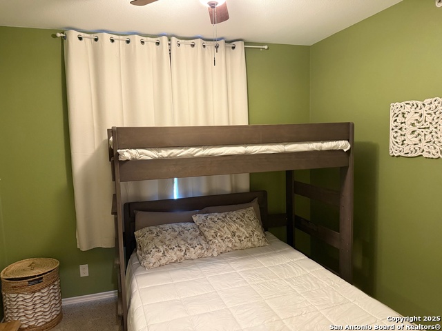 Image 18 of 31 For 540 River Run  301