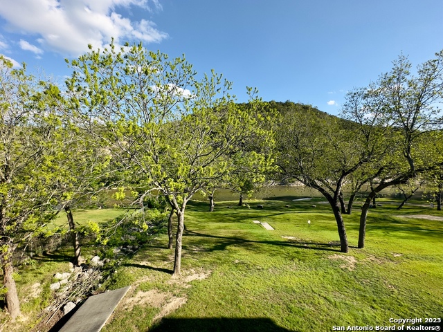 Image 25 of 31 For 540 River Run  301