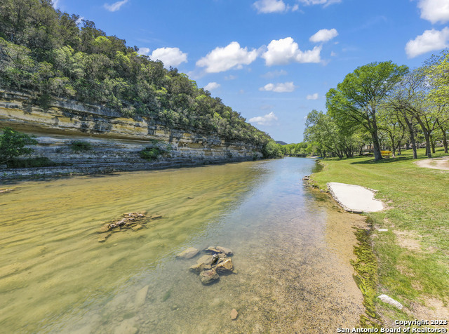 Image 31 of 31 For 540 River Run  301