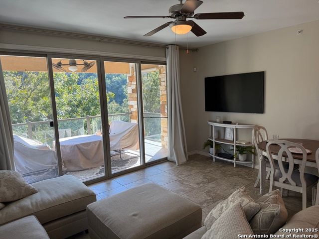 Image 6 of 31 For 540 River Run  301