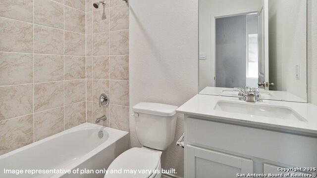 Image 21 of 31 For 9919 De Allende Path