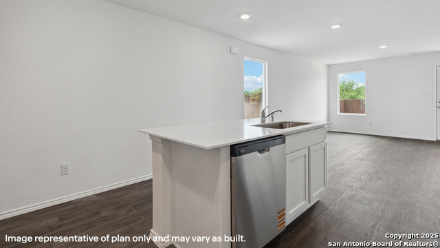 Image 9 of 31 For 9919 De Allende Path