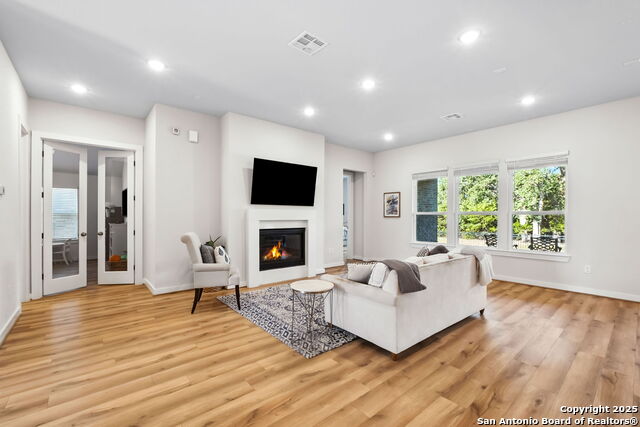 Image 10 of 33 For 143 Maravillas