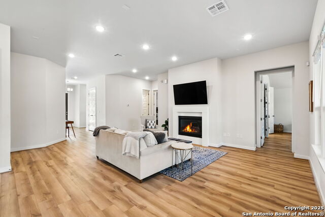 Image 12 of 33 For 143 Maravillas