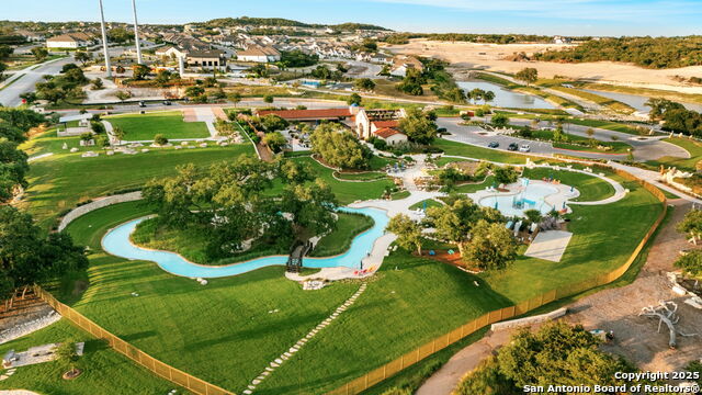 Image 28 of 33 For 143 Maravillas