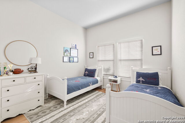 Image 3 of 33 For 143 Maravillas