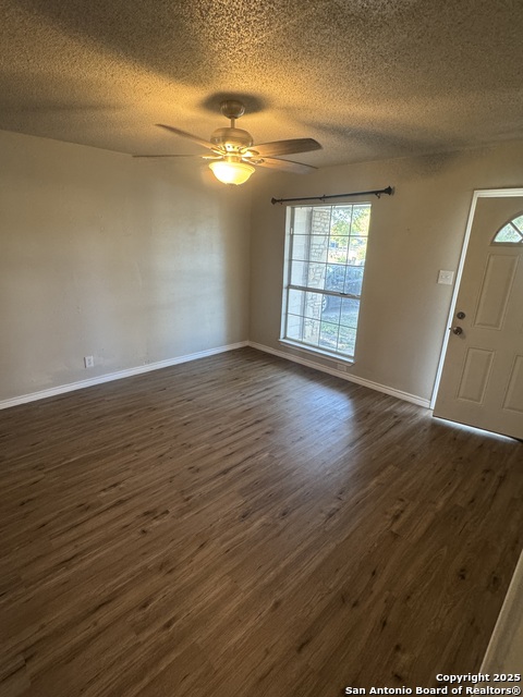 Image 26 of 33 For 5322 Stoneshire