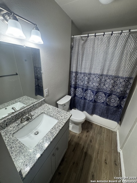 Image 30 of 33 For 5322 Stoneshire