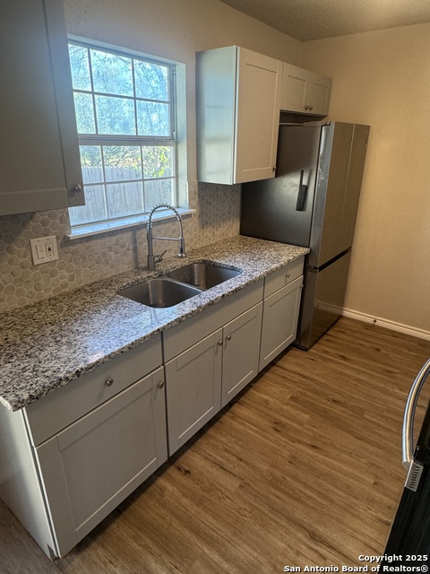 Image 4 of 33 For 5322 Stoneshire