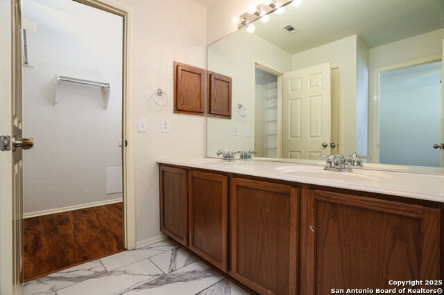 Image 13 of 16 For 2545 Grayson