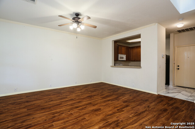 Image 4 of 16 For 2545 Grayson